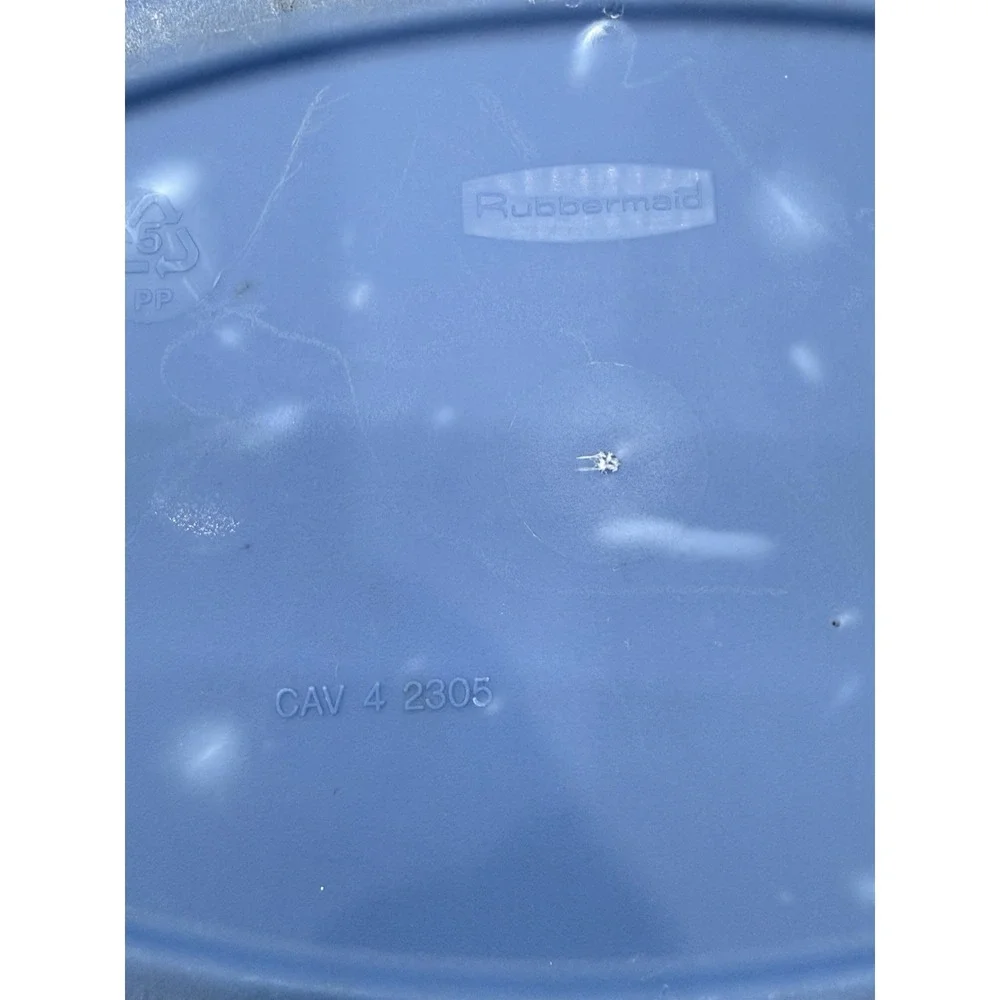 VTG 1998 Contour‎ Rubbermaid Vanity Waste Basket Trash can 2305 Blue 3 Gal
